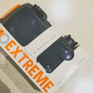 Extreme stereo speaker and case to secure items perfect for beach pool gym NWTS